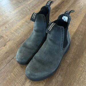 Women’s Rustic Black Blundstone Chelsea Boots